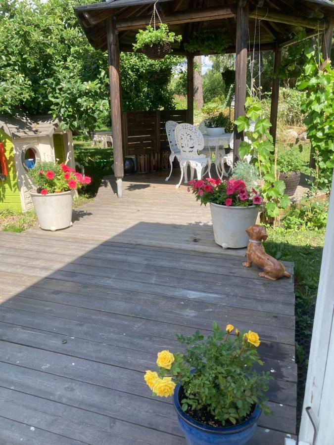 Bed and Breakfast Mehri Uppsala Esterno foto