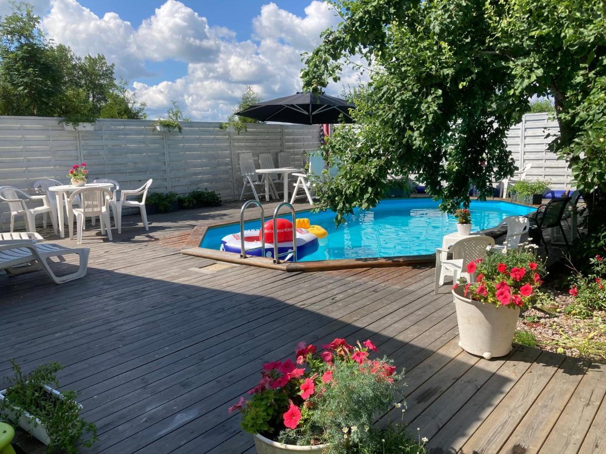 Bed and Breakfast Mehri Uppsala Esterno foto